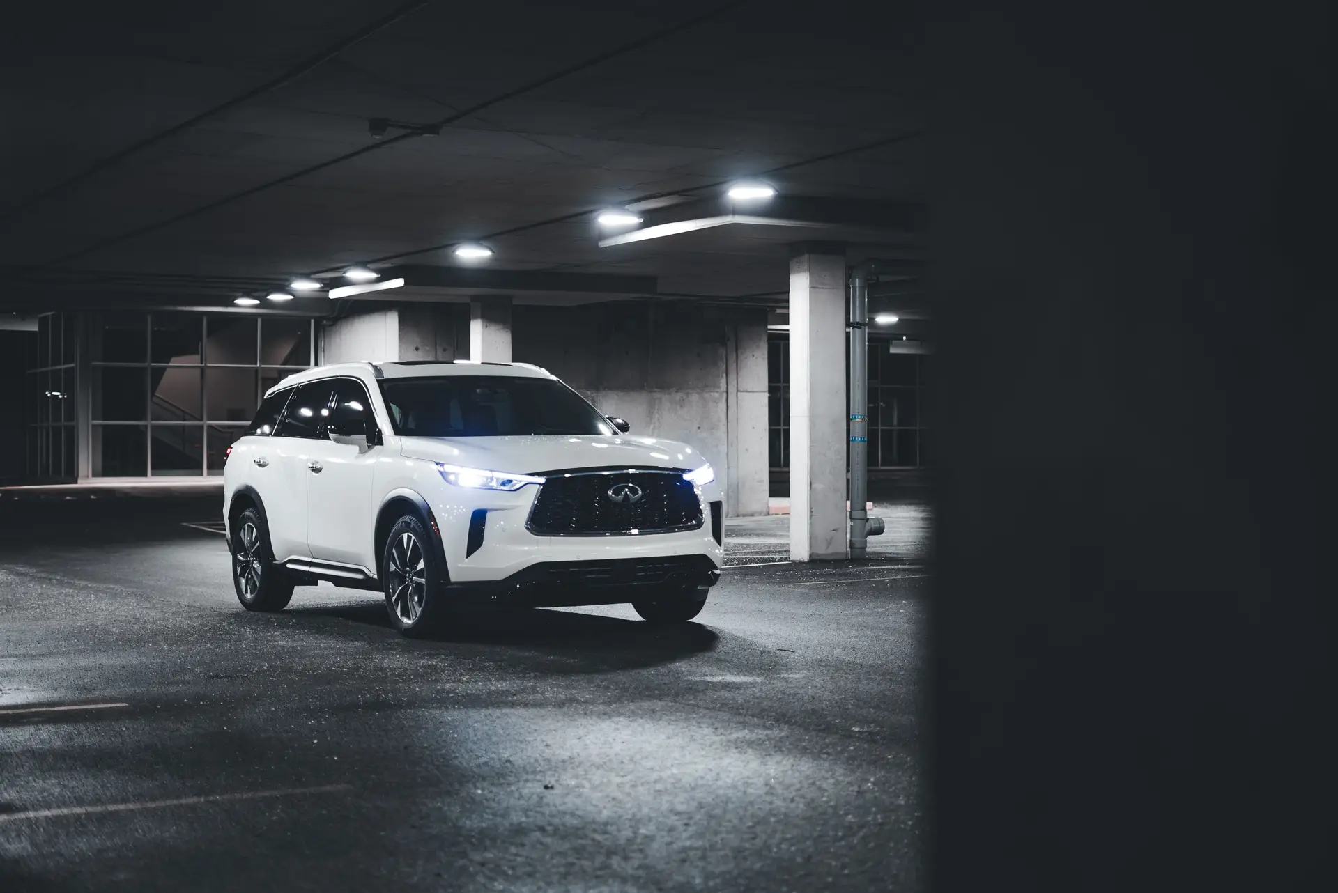 Premium SUV for airport travel