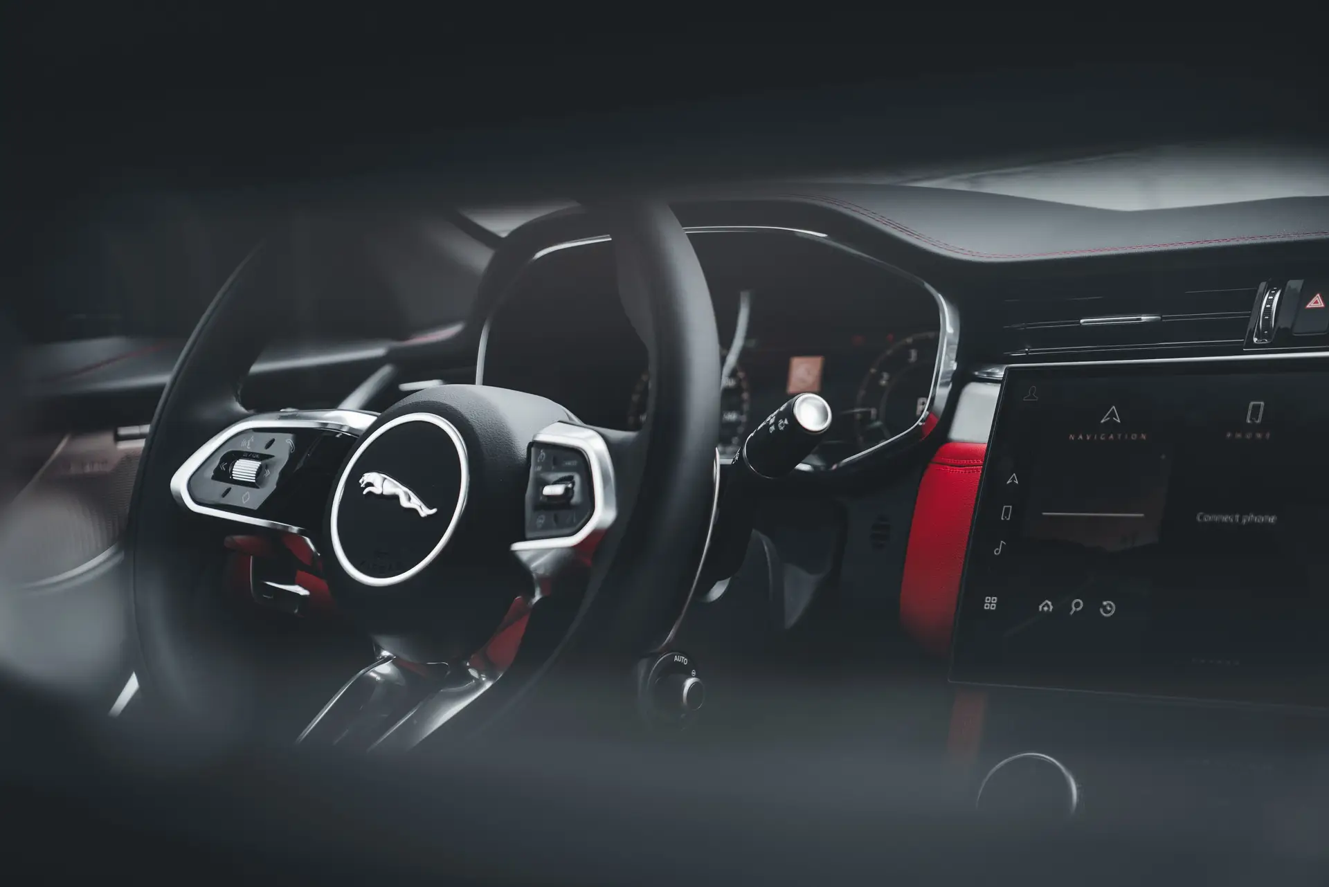 Modern SUV details